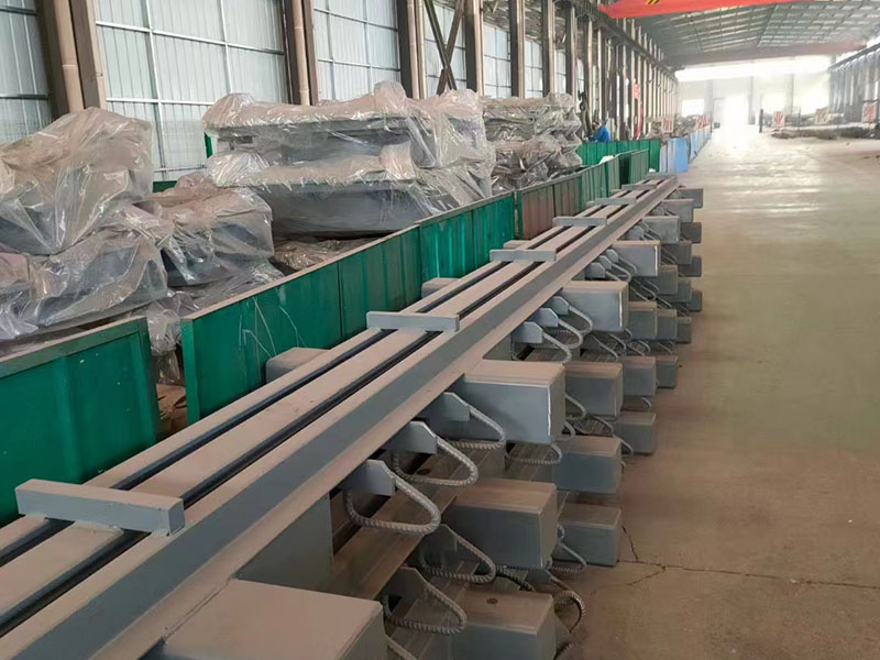 ������s�b��